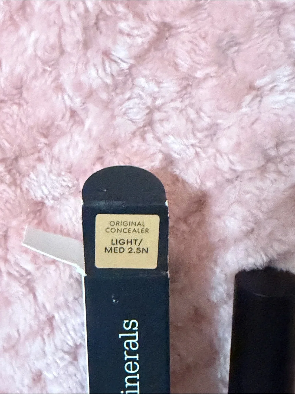 bareMinerals Original Liquid Mineral Concealer — Light/Med 2.5N (Beige)